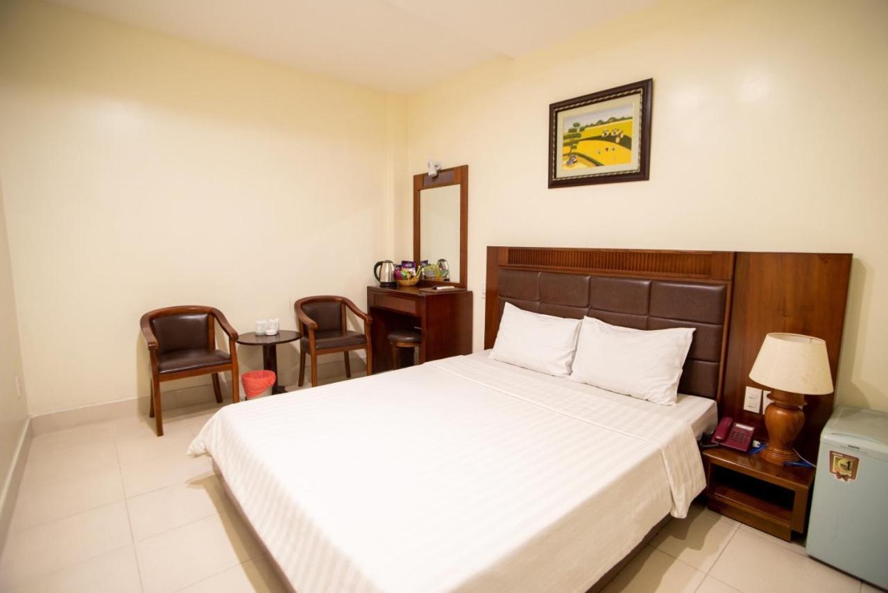 Binh Hung Hotel Ho Chi Minh City Exterior photo