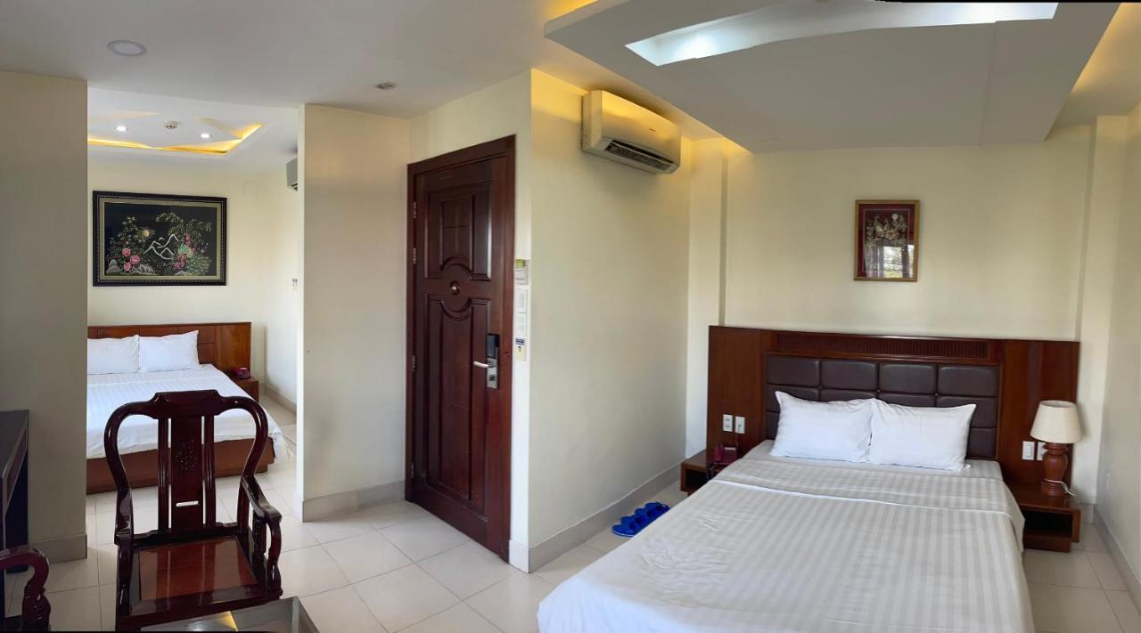 Binh Hung Hotel Ho Chi Minh City Exterior photo